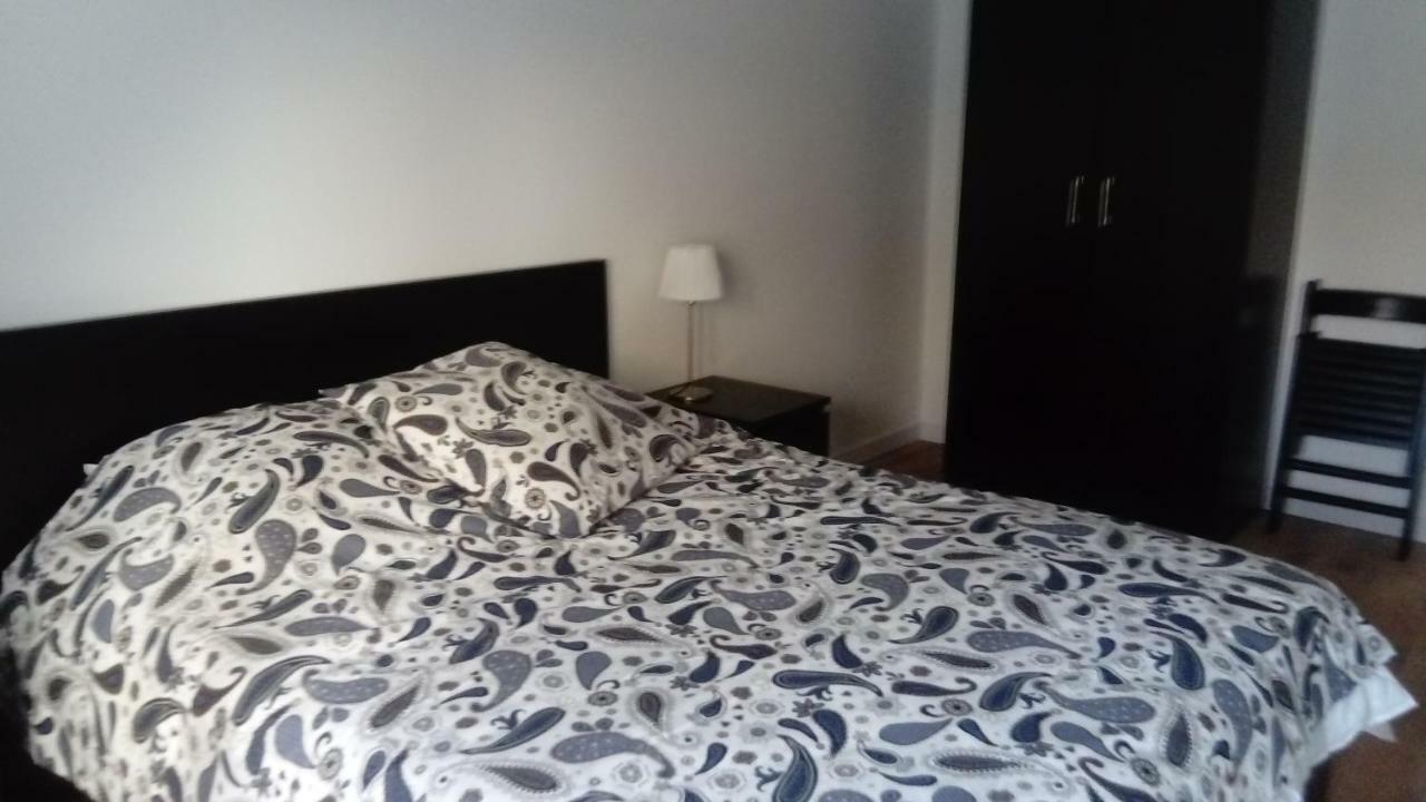 Gite Les 3 Tours 1E Etage Carcassone Exterior photo
